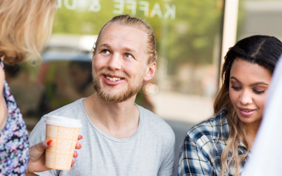 En grupp som arbetar